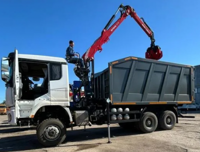 Shacman Х3000 рестайлинг (Х5000) 6х6 2-х скат ломовоз с КМУ VM10L74