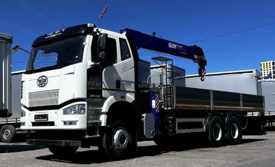 FAW 3250 6х6 2-х скатная, Борт с КМУ DongYang SS1956