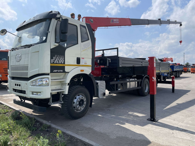 FAW 3250 6х6 2-х скатная, Борт с КМУ HR E&I HRS206 (Horyong) — 1